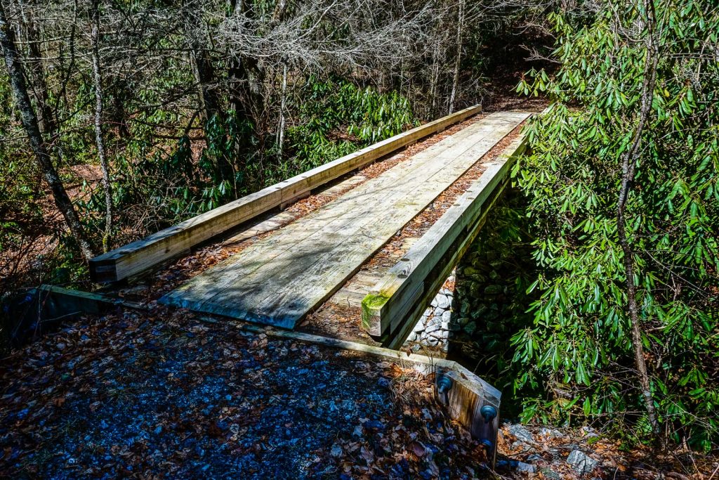 2015-03-15_panthertown-valley_north-road-new-bridge