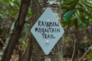 Rainbow Mountain Trail Sign