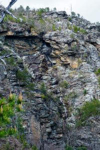 Ephemeral Waterfall near the Pinch-In Trail