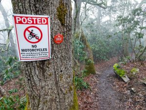 Signage on the Wildcat Rock Trail